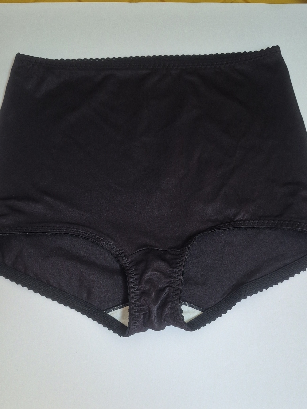 Vintage Hanes Her Way Satin Black High-Waist Granny Panties 3XL